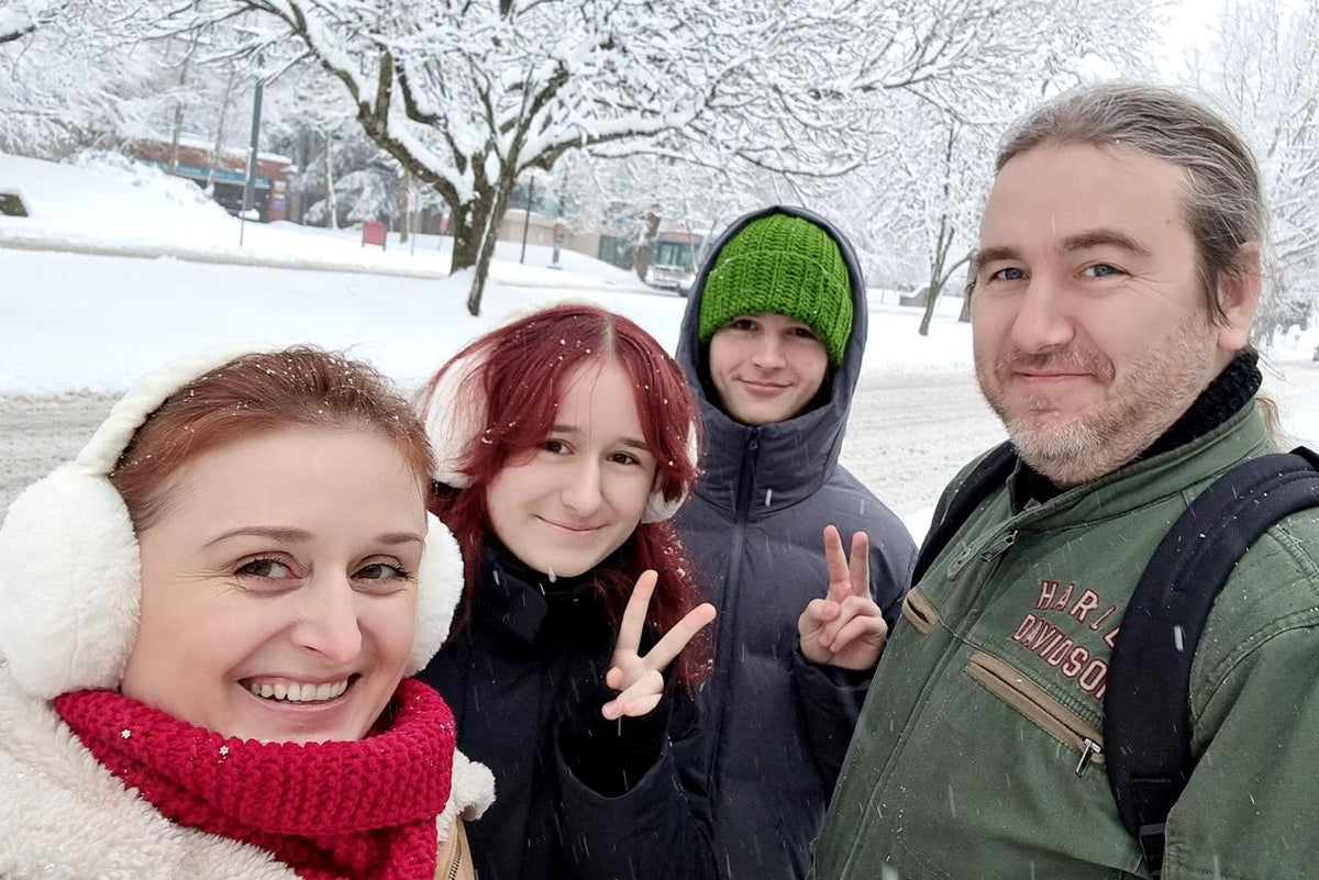 Our family, the people behind SweetyBijou