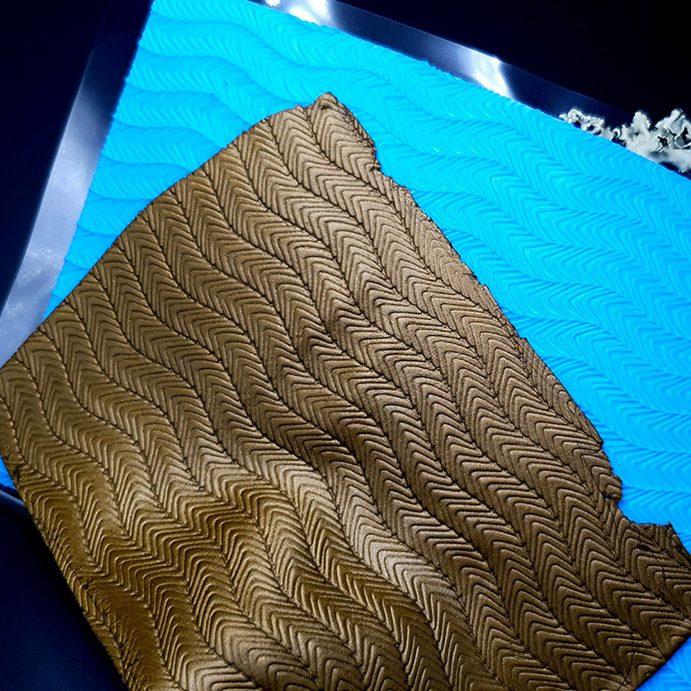 Silicone Texture - Waves Horizontal