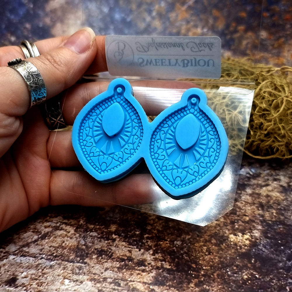 Earring shape silicone mold for polymer clay