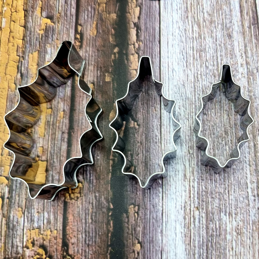 Set Of 3 Cutters Of Poinsettia Leafs