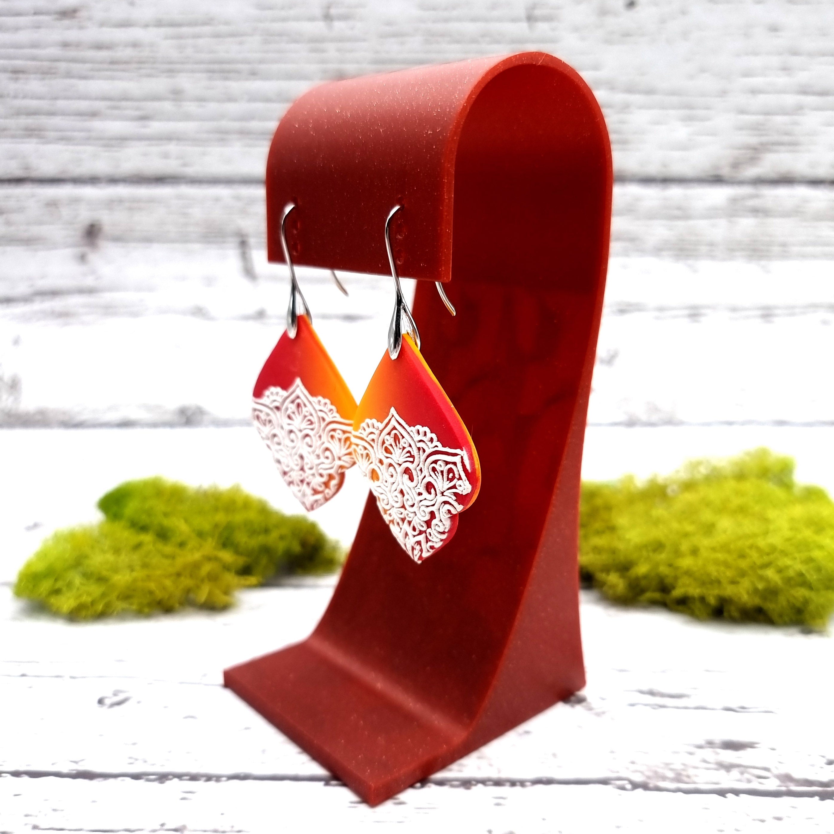 Curved Display for Earrings - Crimson Red Display for Earrings SweetyBijou Tools