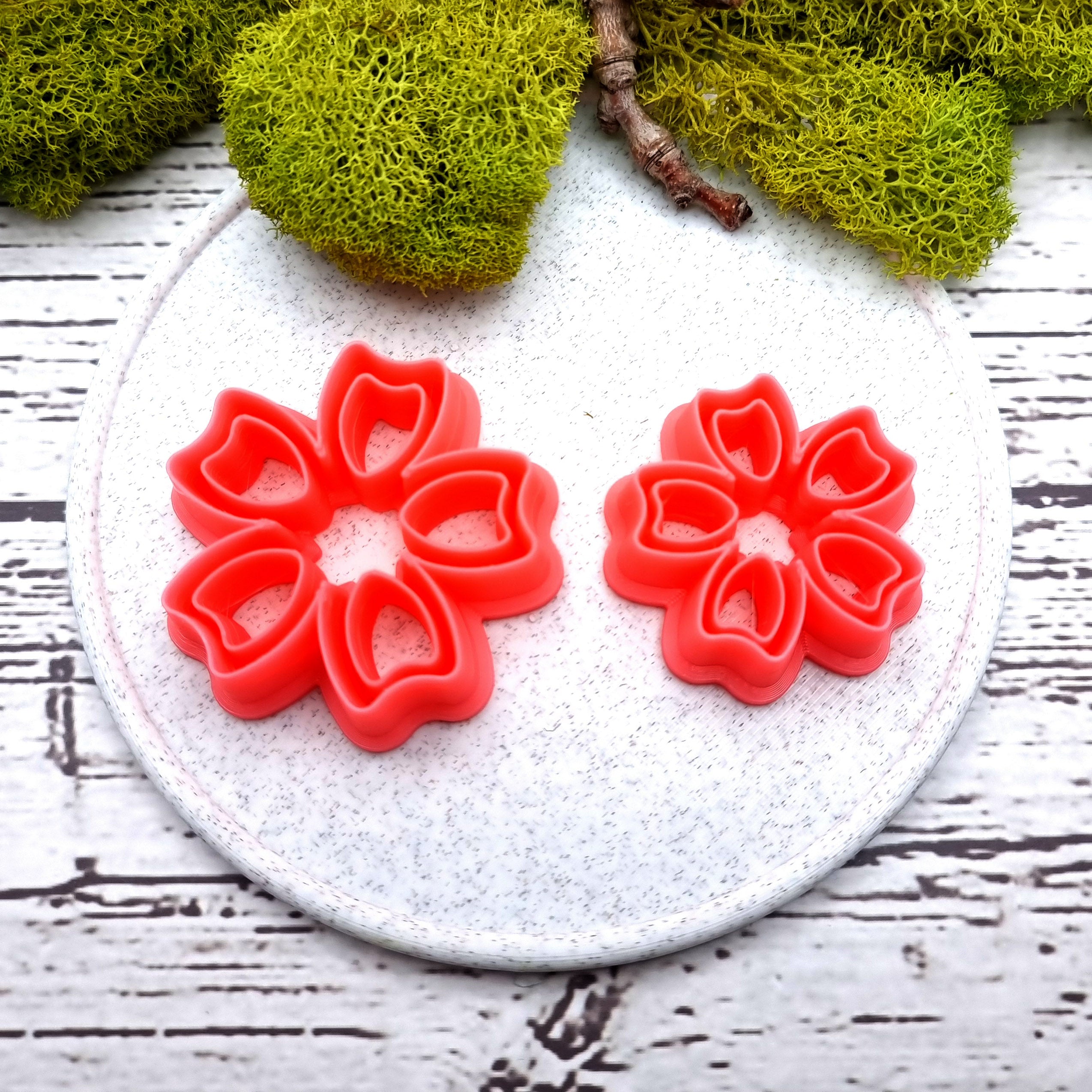 Flower shape polymer clay cutter