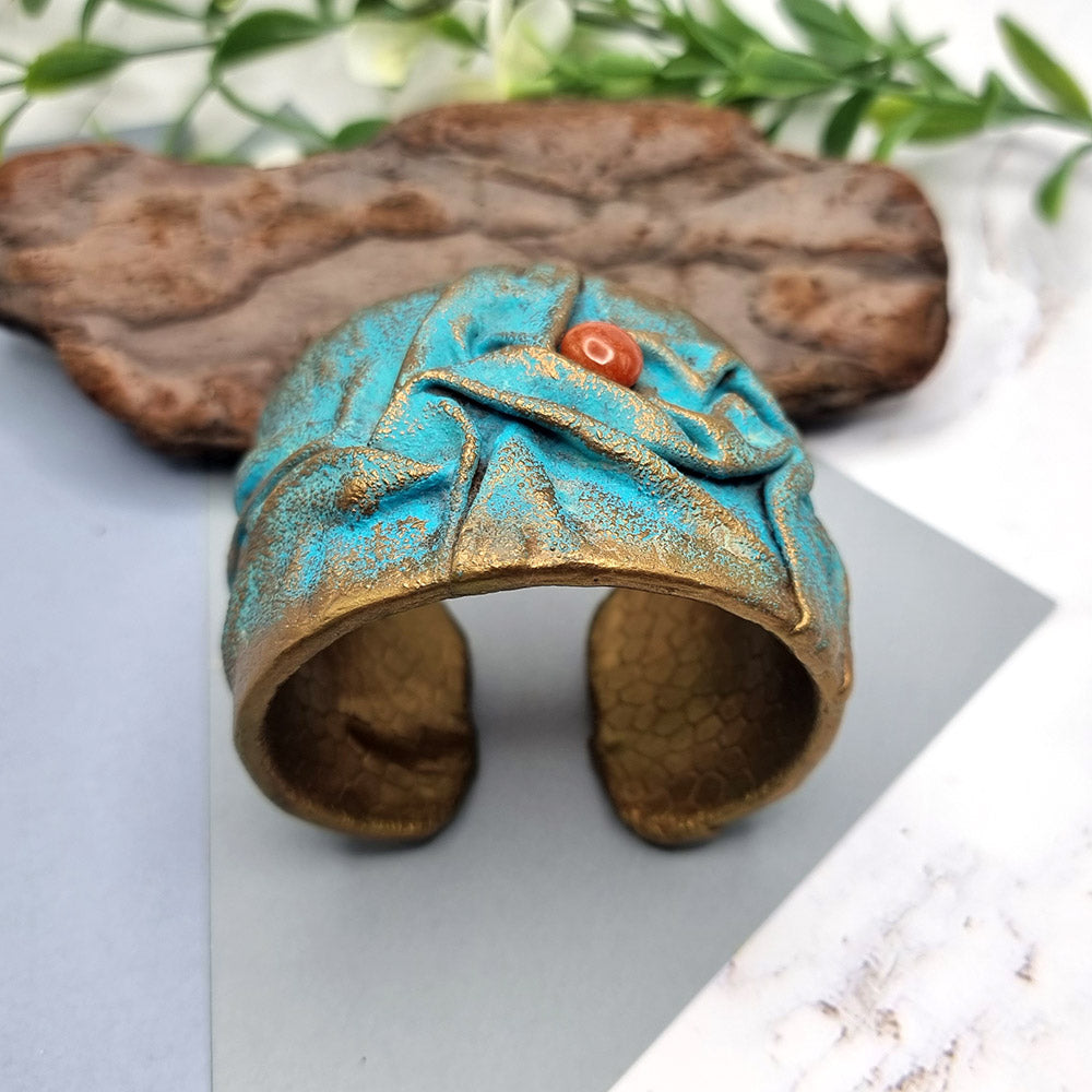 Golden Blue polymer clay bracelet in turquoise blue and gold by SweetyBijou