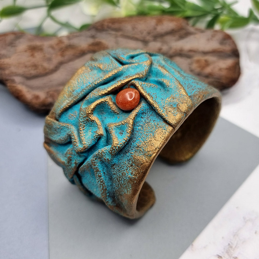 Golden Blue polymer clay bracelet in turquoise blue and gold by SweetyBijou