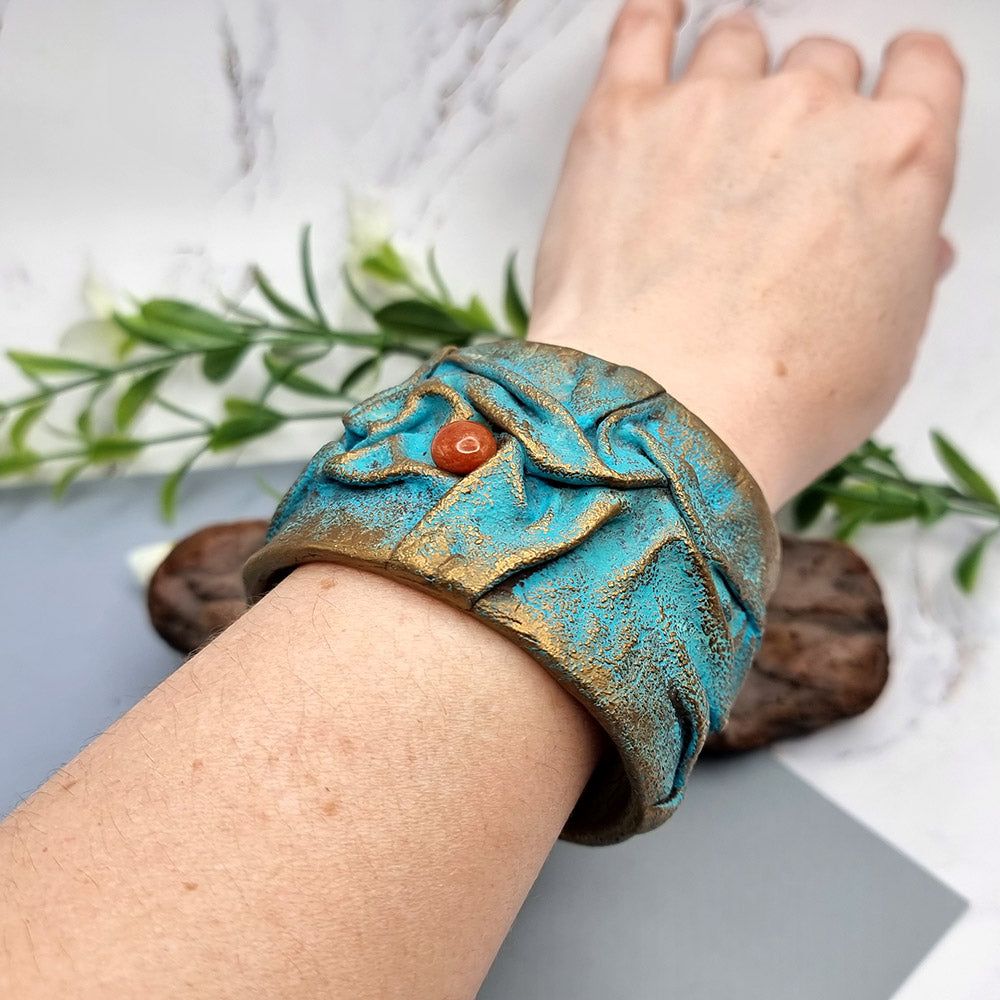 Golden Blue polymer clay bracelet in turquoise blue and gold by SweetyBijou