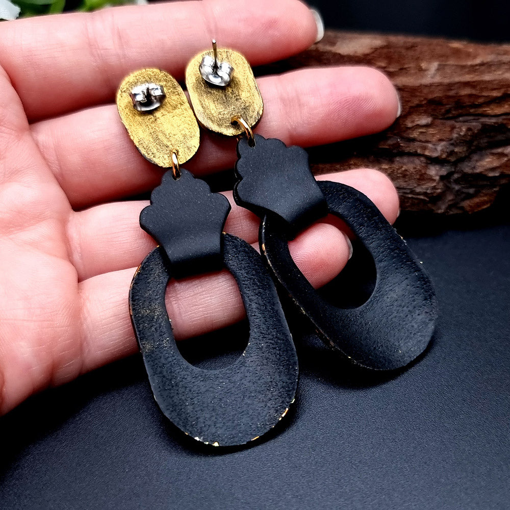 Gold Crackle Hoop polymer clay earrings in gold and black by SweetyBijou