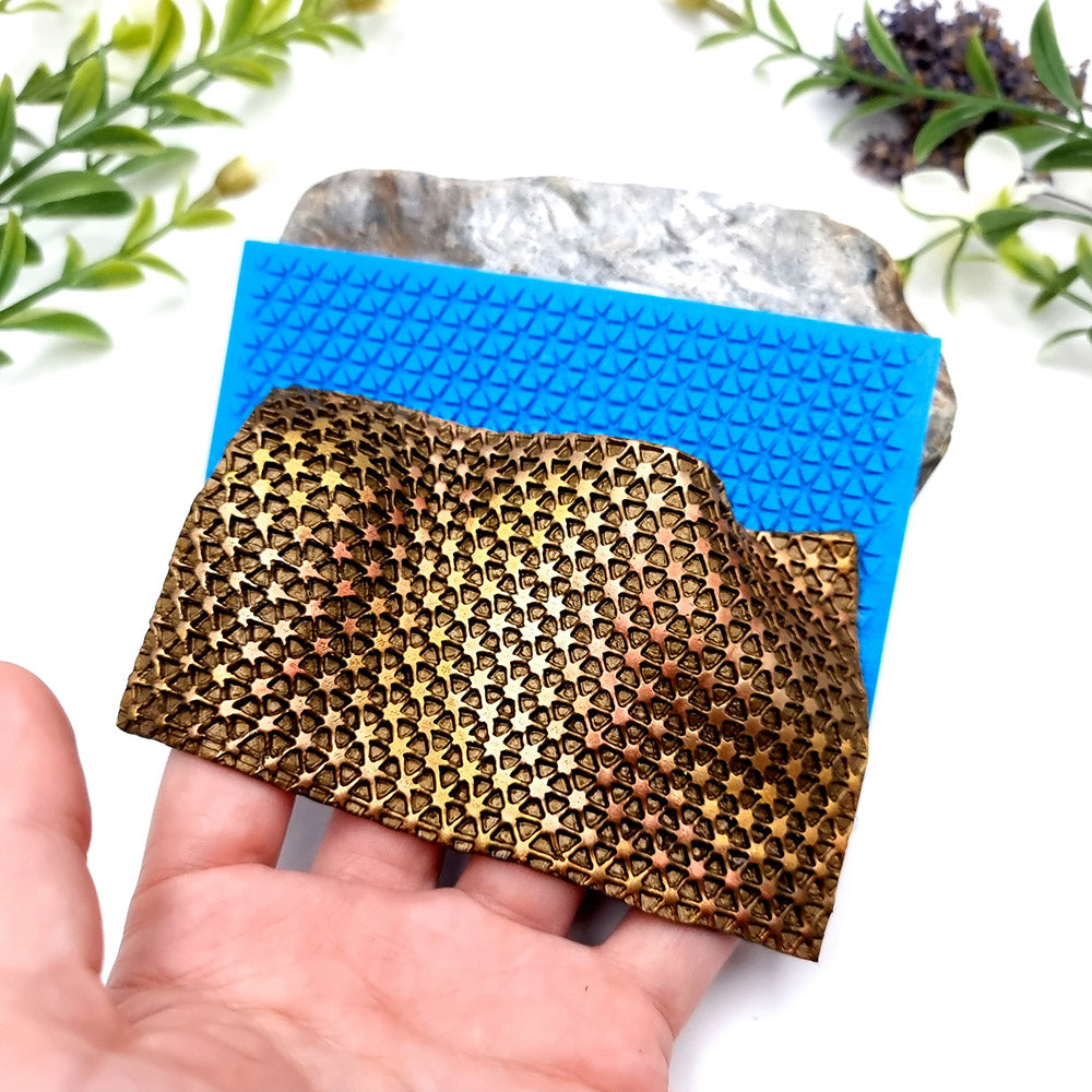Cute Triangles OUT - Flexible Texture