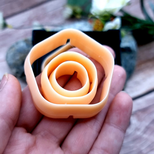 5 Pentagon Cutters in Set - Perfectly Aligned Cutters #34