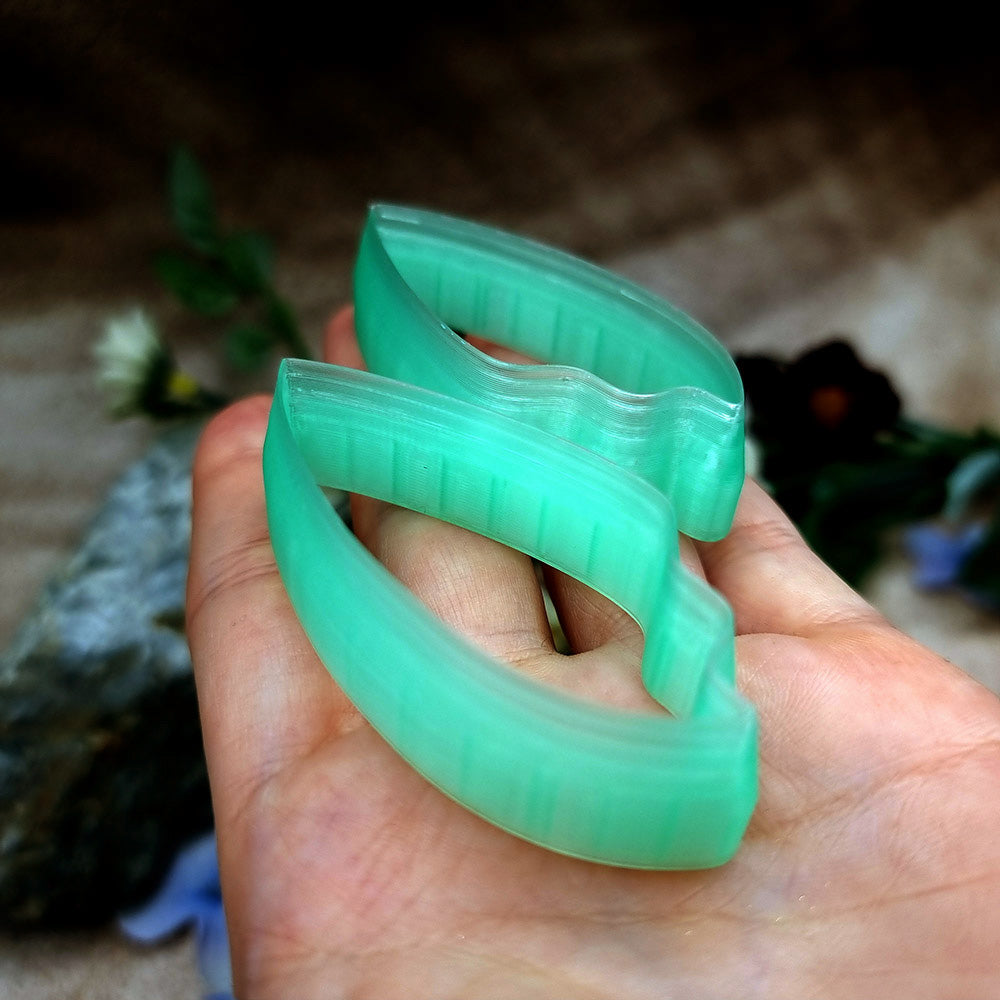 Pair of mirrored green PLA flame petal polymer clay cutters, a left and a right cutter, for long statement earrings by SweetyBijou
