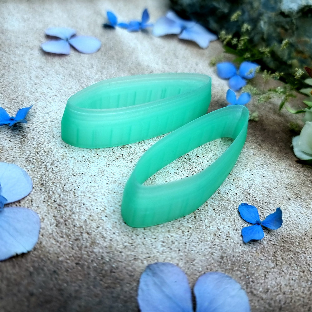 Pair of mirrored green PLA swept oval polymer clay cutters, a left and a right cutter, for long statement earrings by SweetyBijou