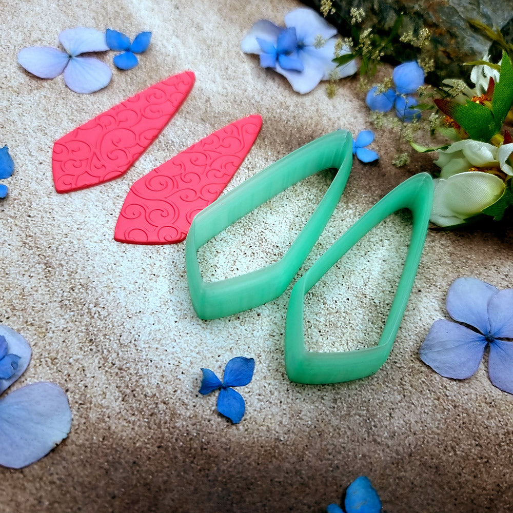 Pair of mirrored green PLA long kite polymer clay cutters, a left and a right cutter, for long statement earrings by SweetyBijou
