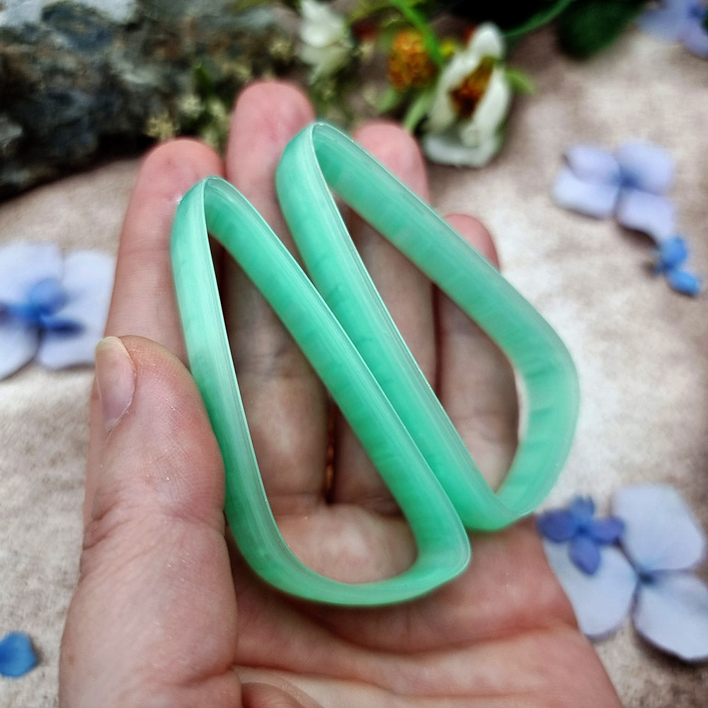 Pair of mirrored green PLA tilted teardrop polymer clay cutters, a left and a right cutter, for long statement earrings by SweetyBijou