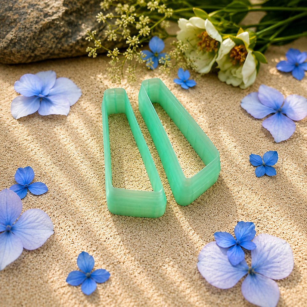 Pair of mirrored green PLA slanted bar polymer clay cutters, a left and a right cutter, for long statement earrings by SweetyBijou