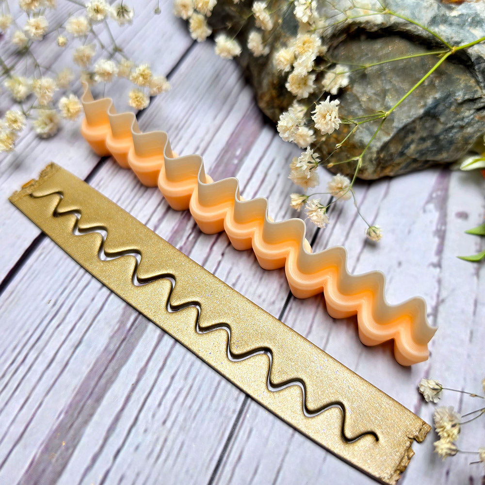SweetyBijou Harmonic Waves Small art blade for polymer clay
