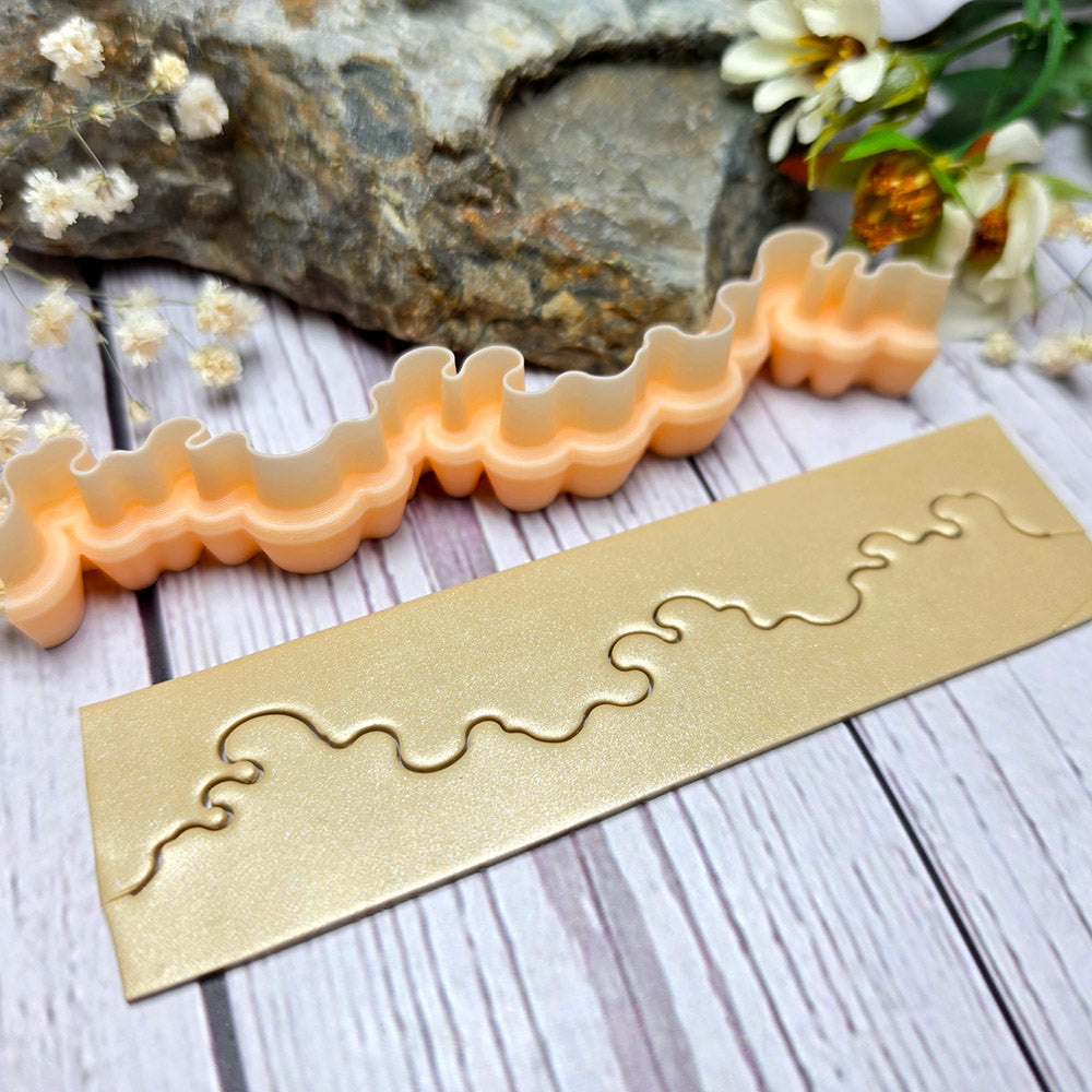 SweetyBijou Splashing Waves art blade for polymer clay