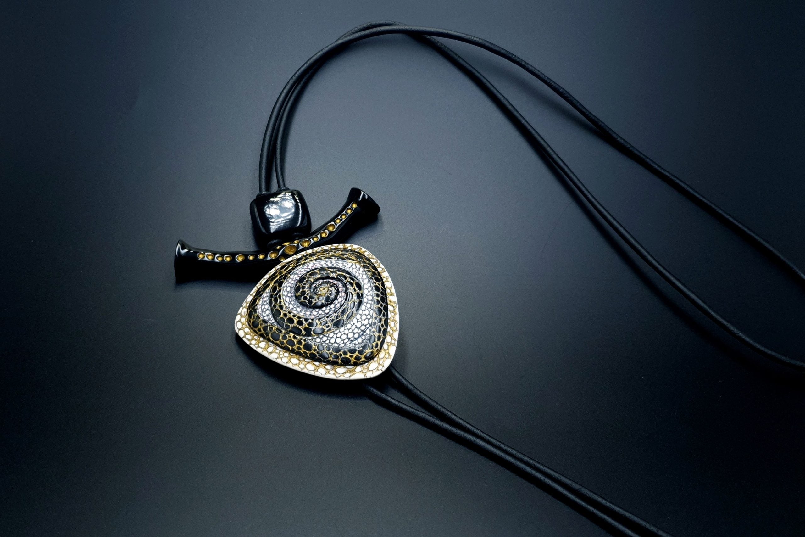 Yin-Yang Swirl Pendant - Triangle Style Pendant SweetyBijou Jewelry