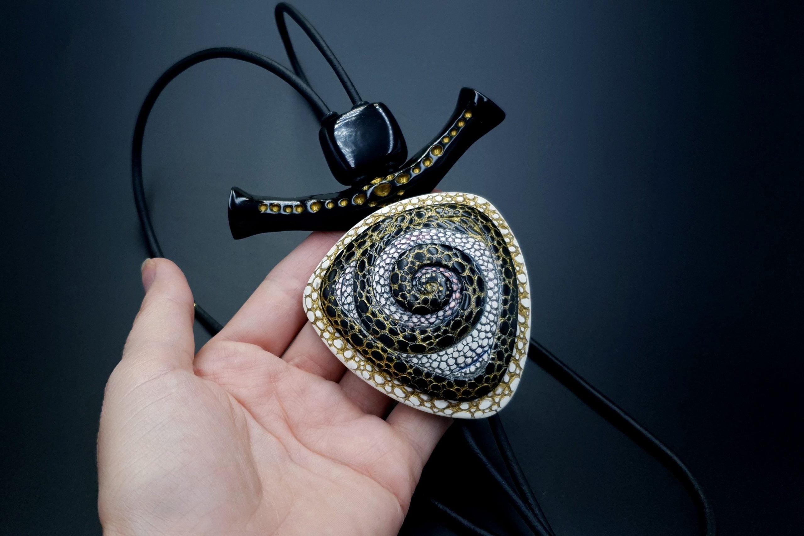 Yin-Yang Swirl Pendant - Triangle Style Pendant SweetyBijou Jewelry