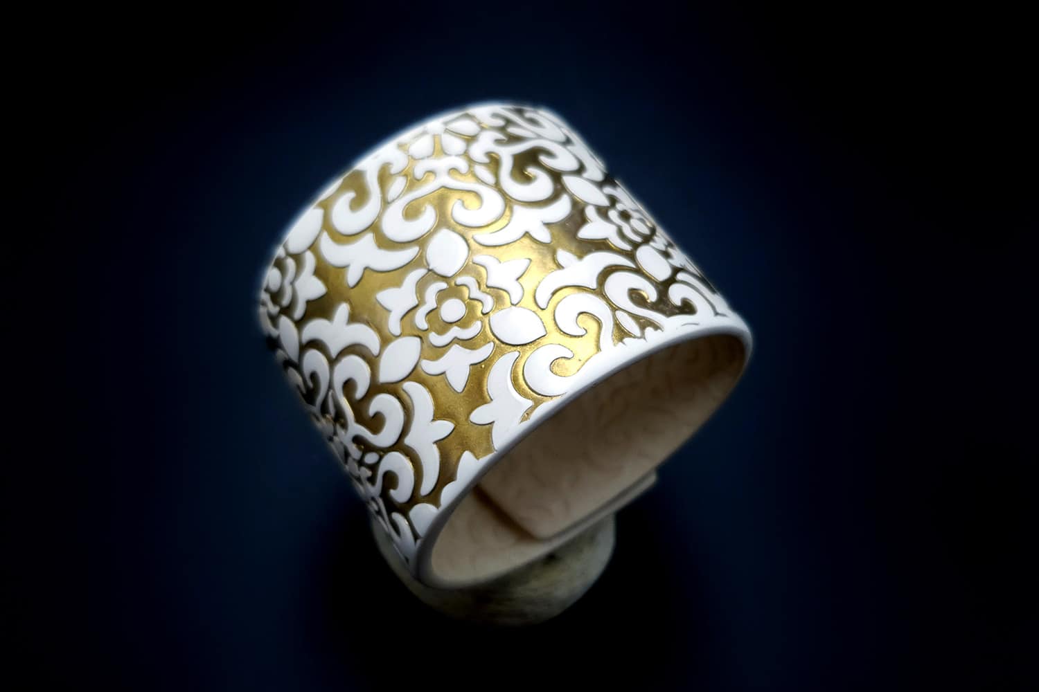 White&Gold Polymer Clay Bracelet Bracelet SweetyBijou Jewelry
