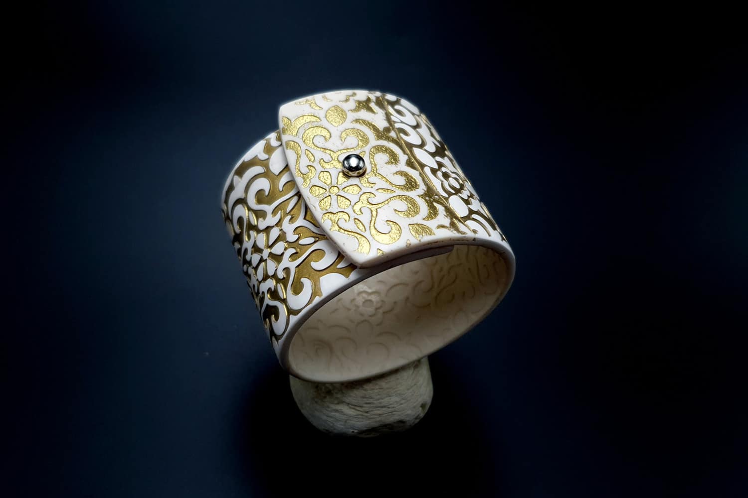 White&Gold Polymer Clay Bracelet Bracelet SweetyBijou Jewelry