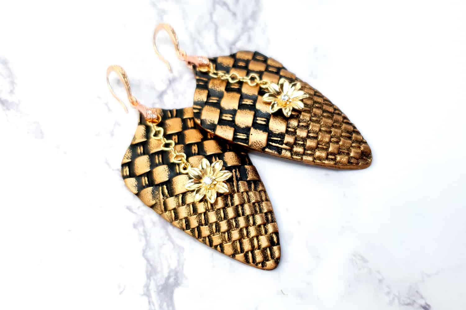 Earrings "Glowers on the Rug" Earrings SweetyBijou Jewelry