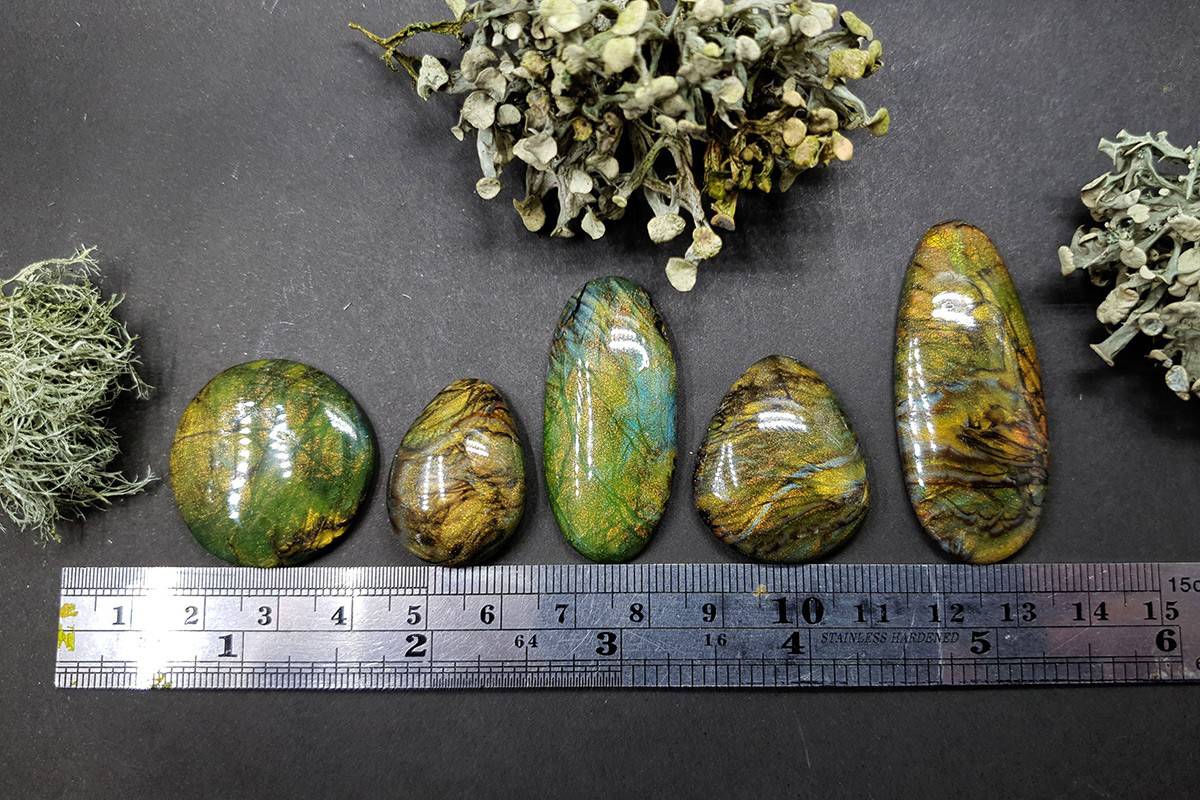 Faux Labradorite Stones 5 cabochons Cabochons SweetyBijou Cabochons