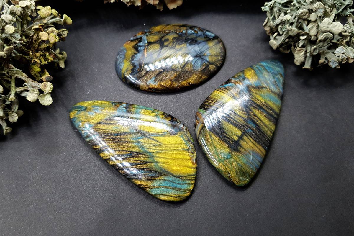 3 cabochons of Faux Labradorite Stone (#4) Cabochons SweetyBijou Cabochons