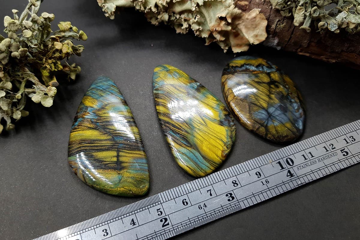 3 cabochons of Faux Labradorite Stone (#4) Cabochons SweetyBijou Cabochons