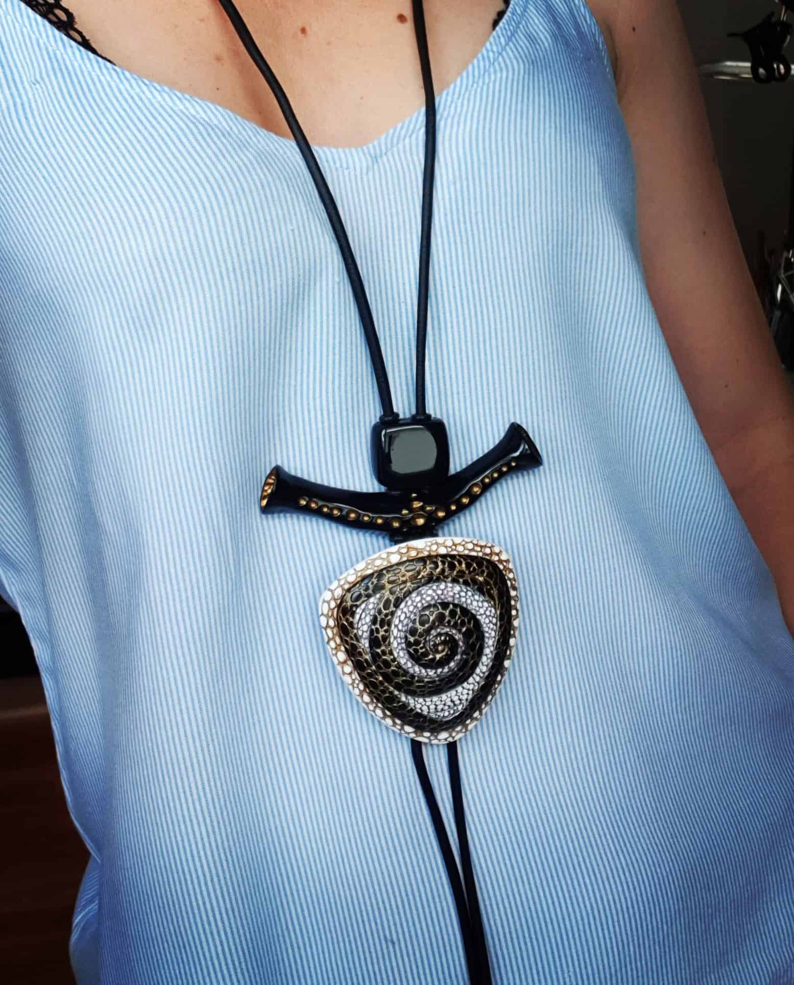 Yin-Yang Swirl Pendant - Triangle Style Pendant SweetyBijou Jewelry