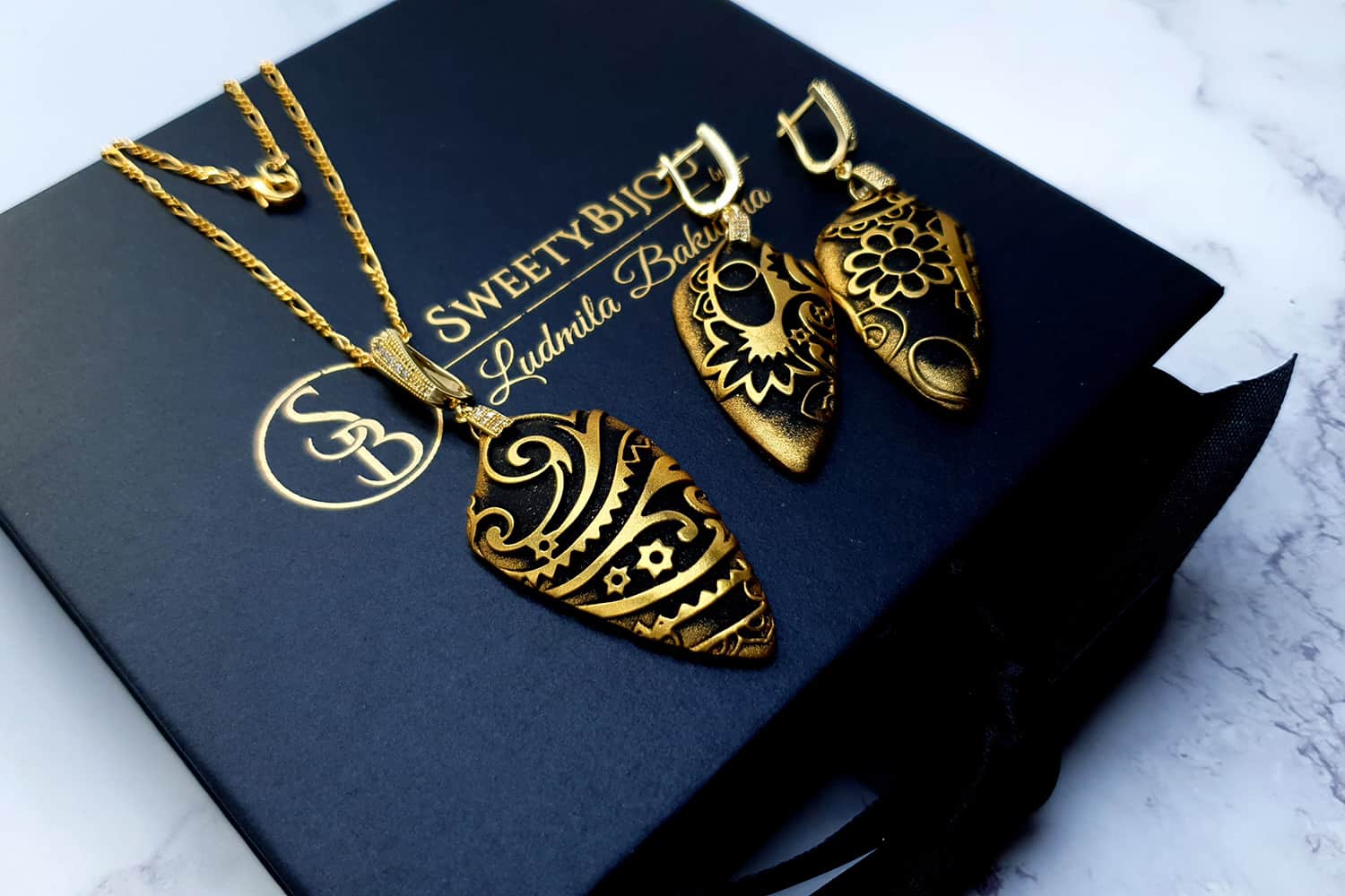 Jewelry Set "Golden Flowers on Black" Jewelry Set SweetyBijou Jewelry
