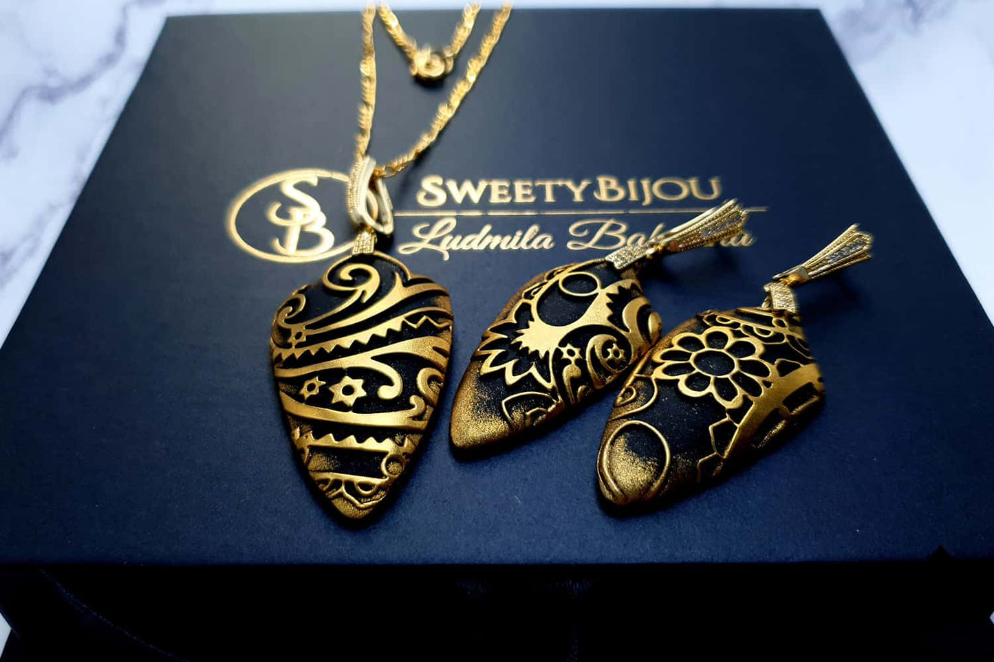 Jewelry Set "Golden Flowers on Black" Jewelry Set SweetyBijou Jewelry