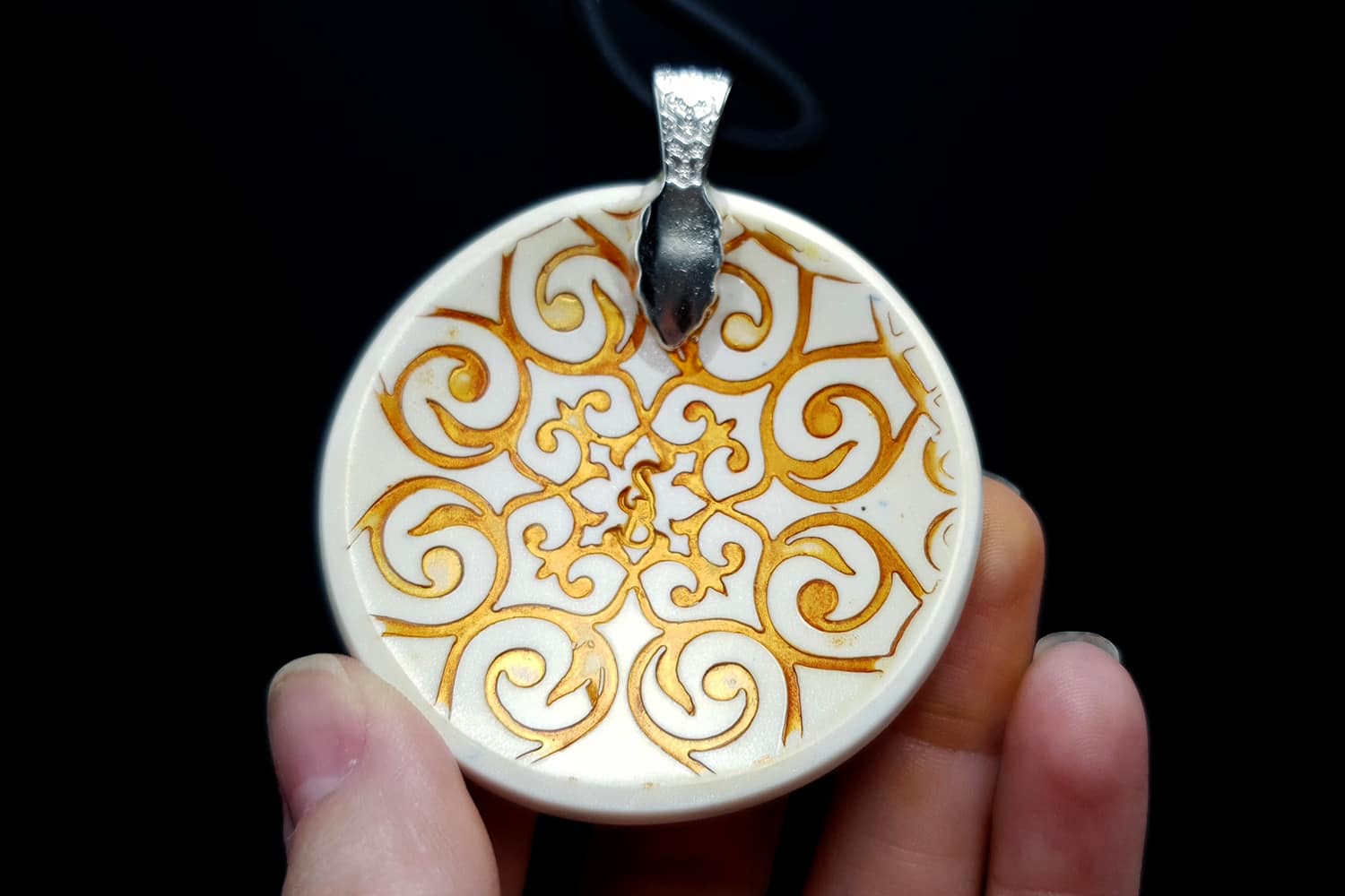 Round Pendant "Moroccan windows" Necklace SweetyBijou Jewelry