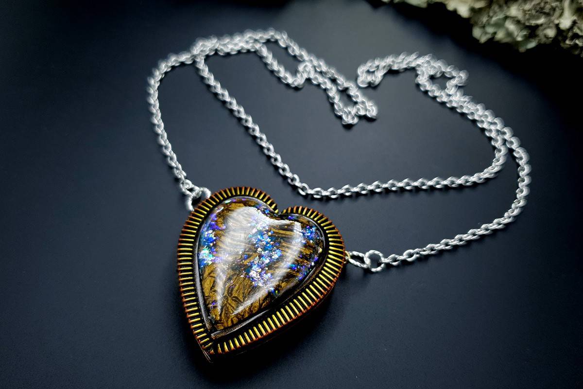 Pendant Photo Frame ~ Blue Light Pendant SweetyBijou Jewelry