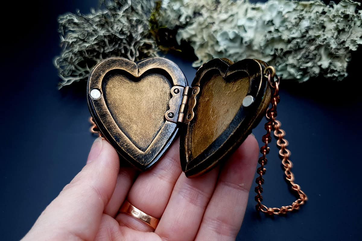 Pendant Photo Frame ~ Green Light Pendant SweetyBijou Jewelry