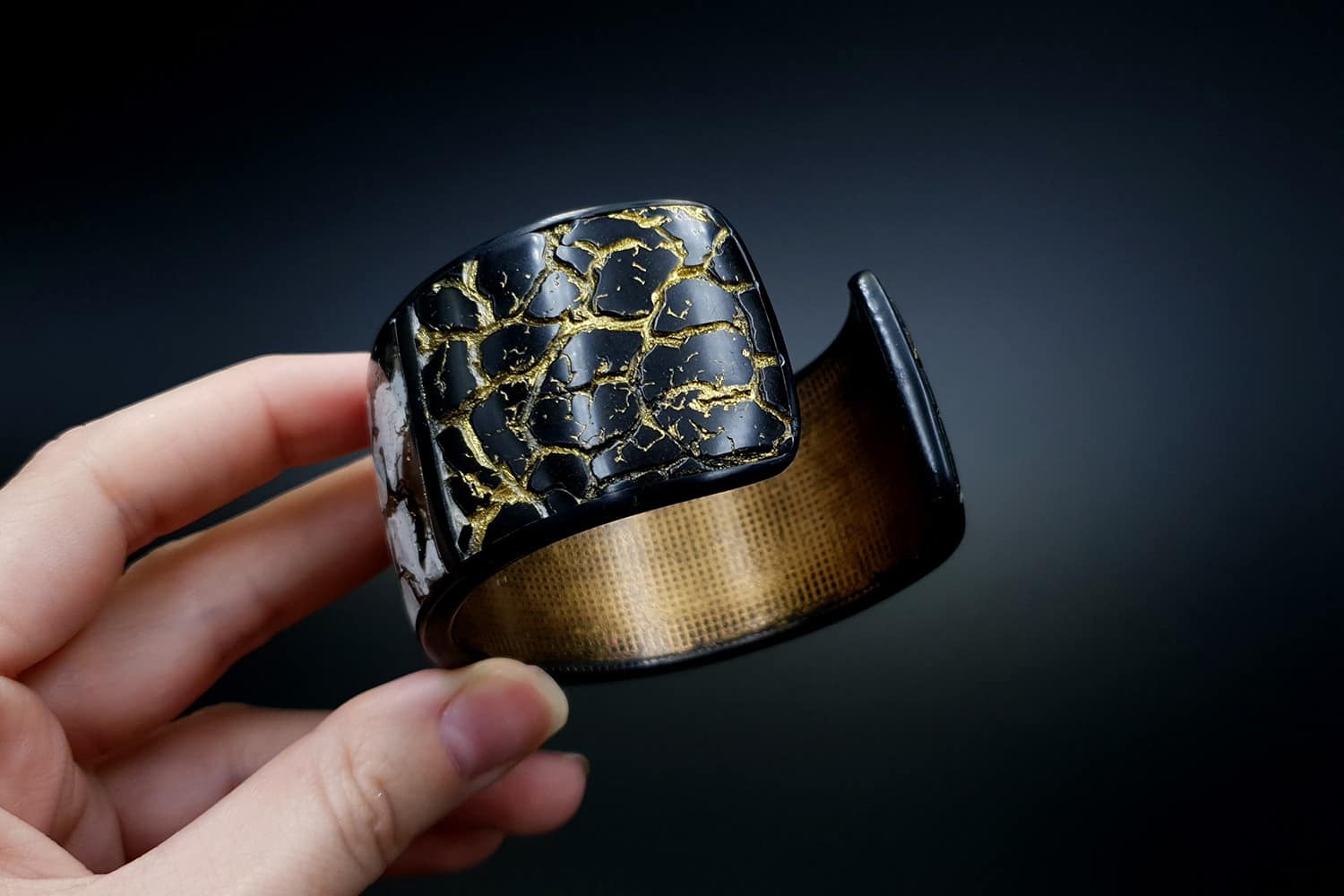 Cracked Marble Bracelet Cuff Bracelet SweetyBijou Jewelry
