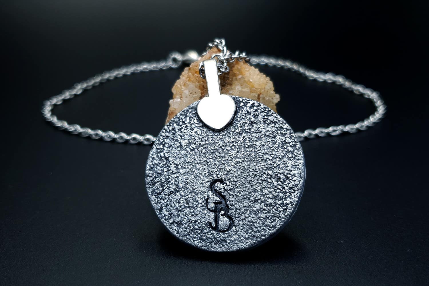 Fossilized Beauty Pendant Pendant SweetyBijou Jewelry