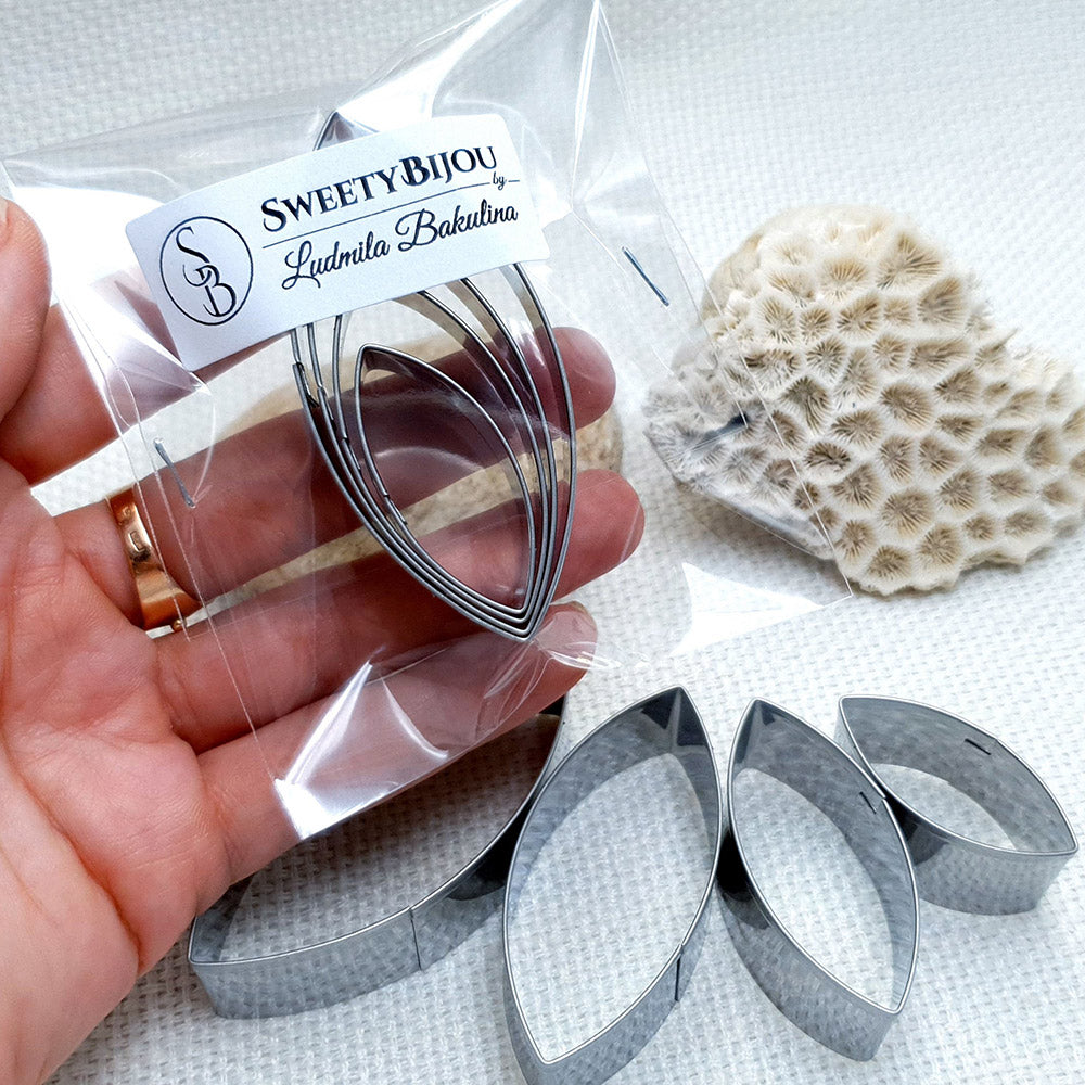 4 Pcs Stainless Steel Jewelry Petal Shapes Cutters