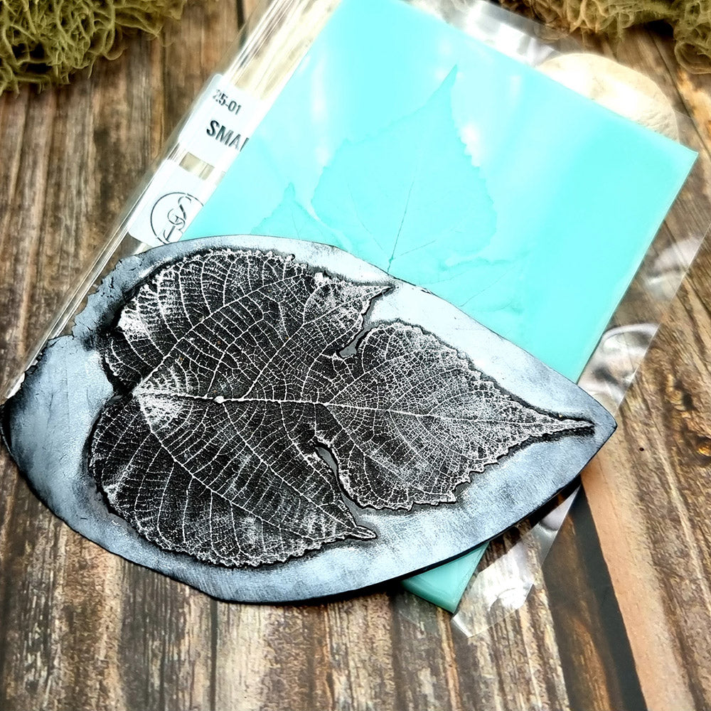 Silicone Texture - Small Detailed Leaf