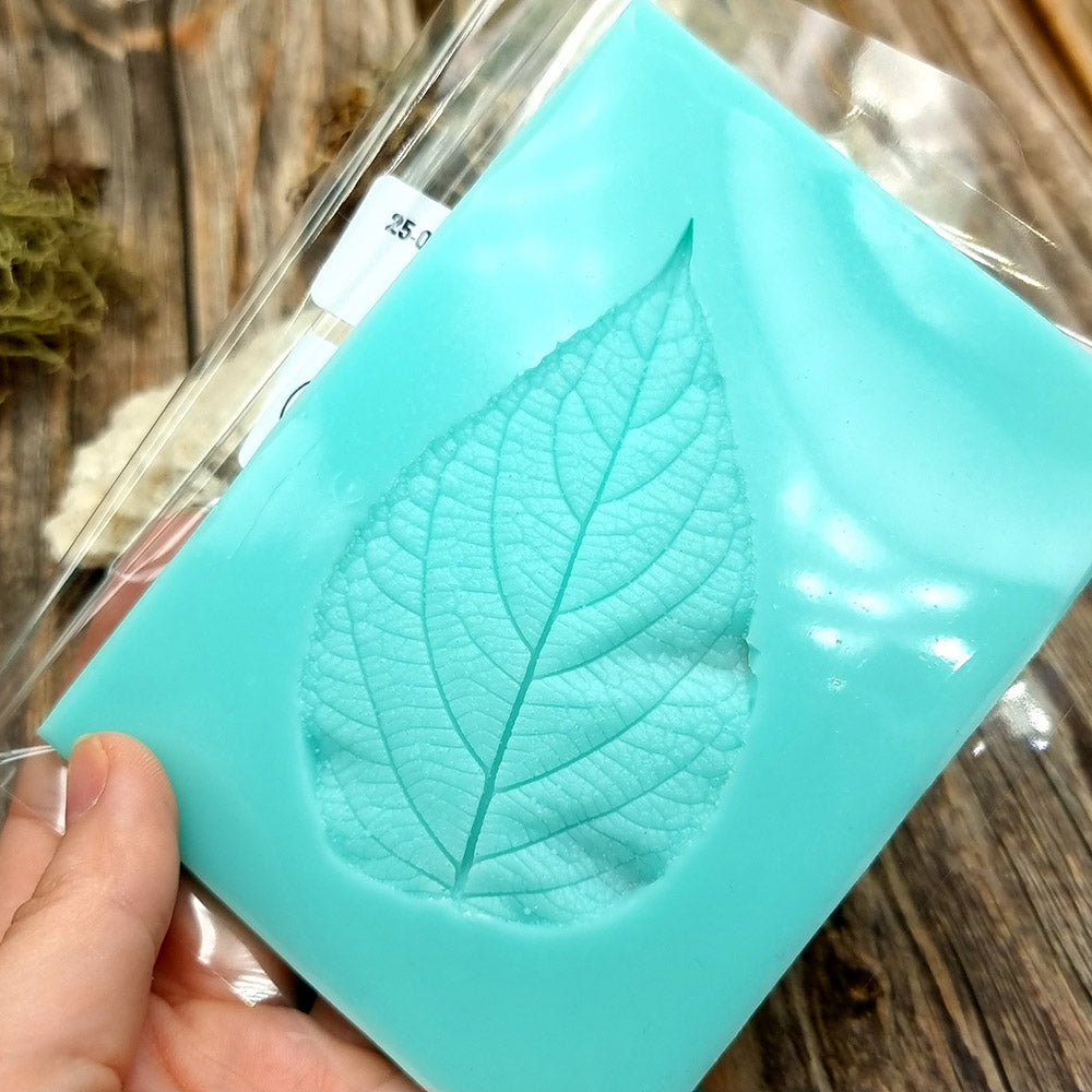 Silicone Texture - Small Detailed Sharp Leaf