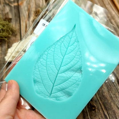 Silicone Texture - Small Detailed Sharp Leaf