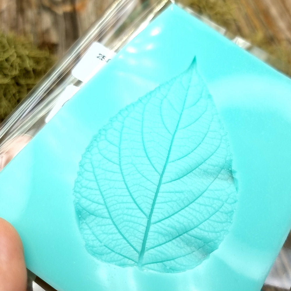 Silicone Texture - Small Detailed Sharp Leaf