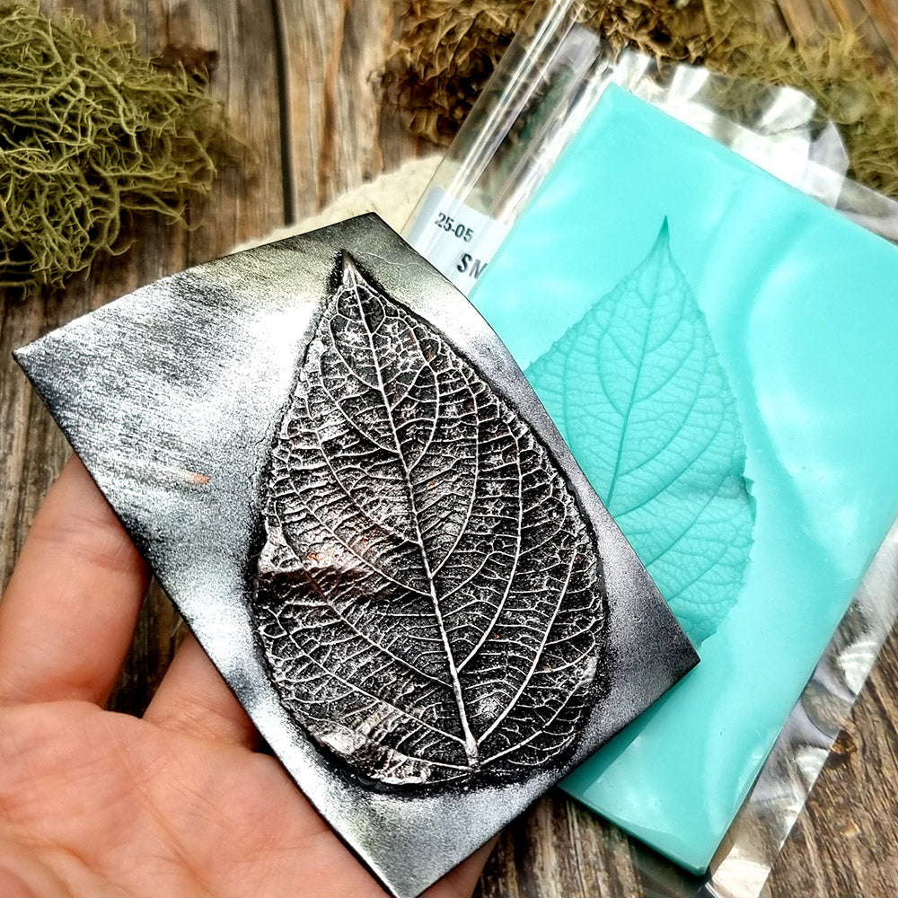 Silicone Texture - Small Detailed Sharp Leaf