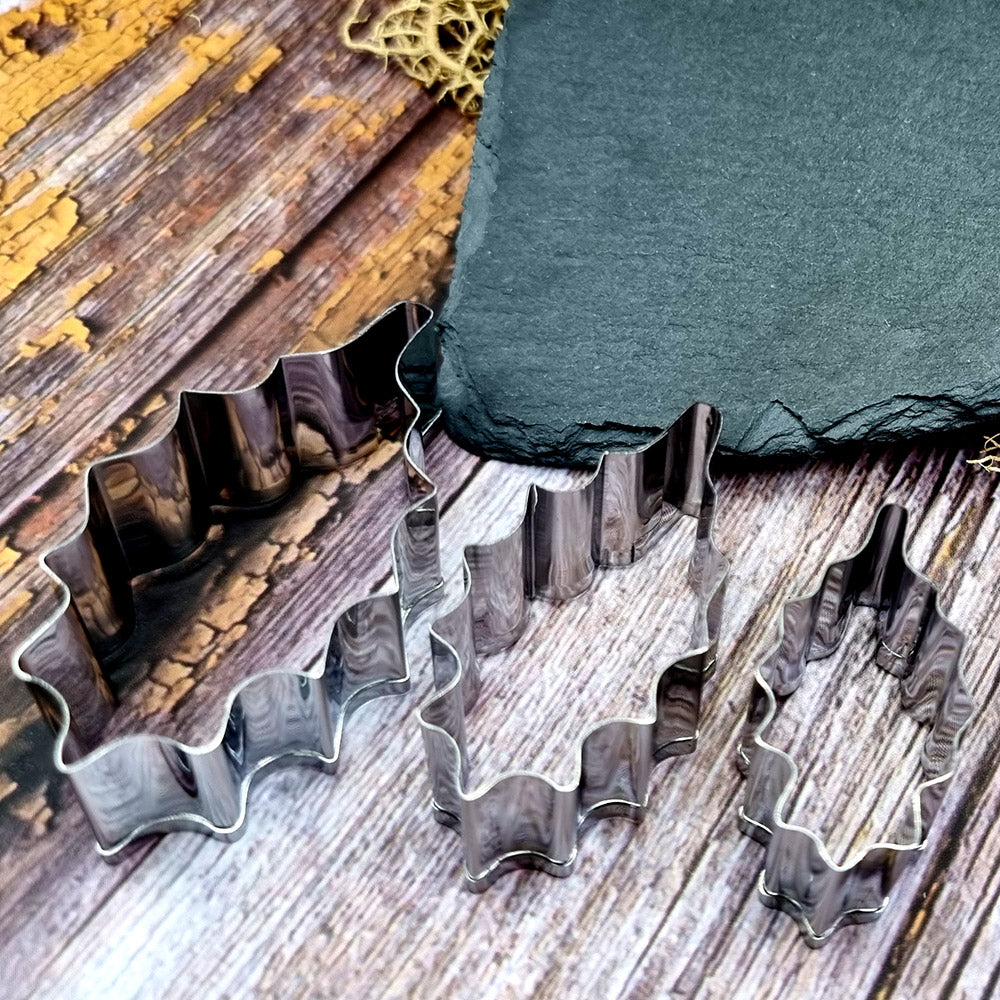 Set Of 3 Cutters Of Poinsettia Leafs