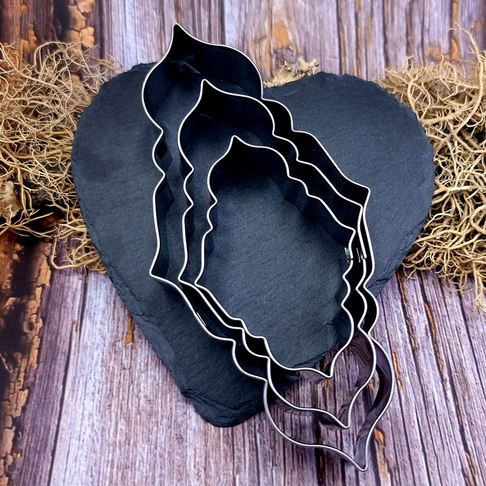 Set Of 3 Cutters Of Marvelose Shapes