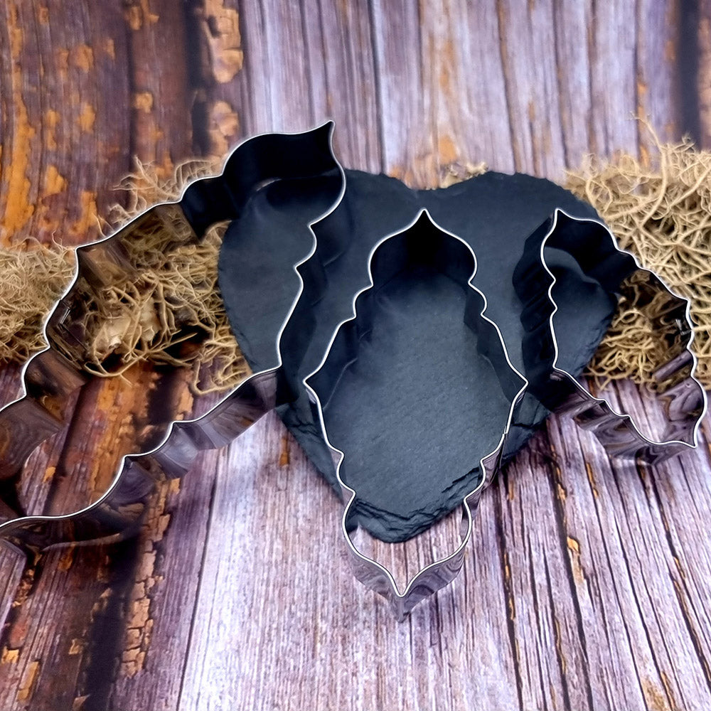 Set Of 3 Cutters Of Marvelose Shapes