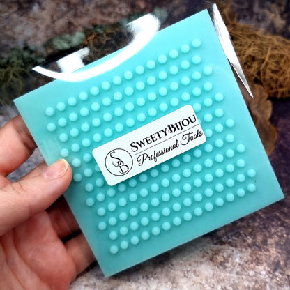 Silicone Texture - Polka Dots, OUT