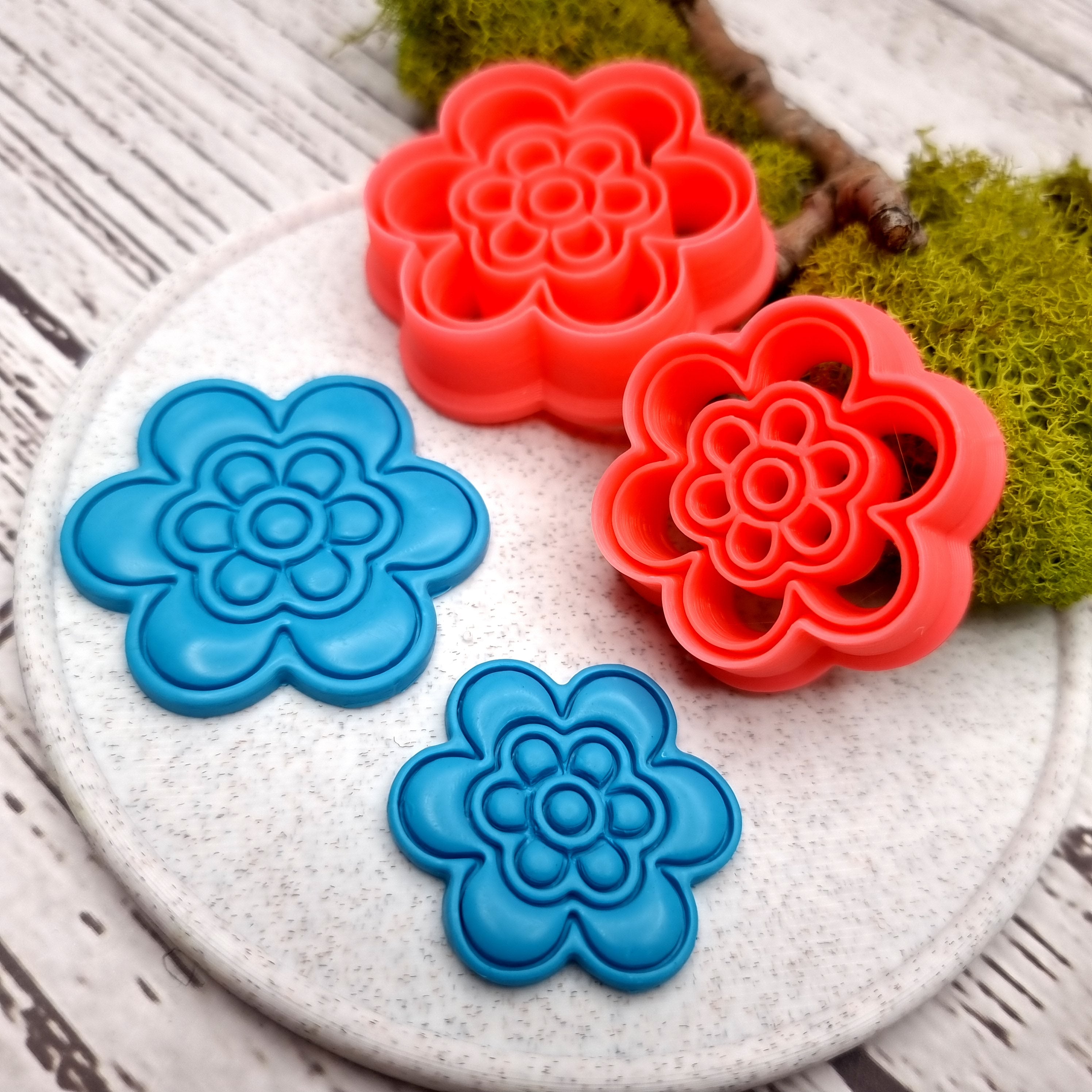 Flower shape polymer clay cutter