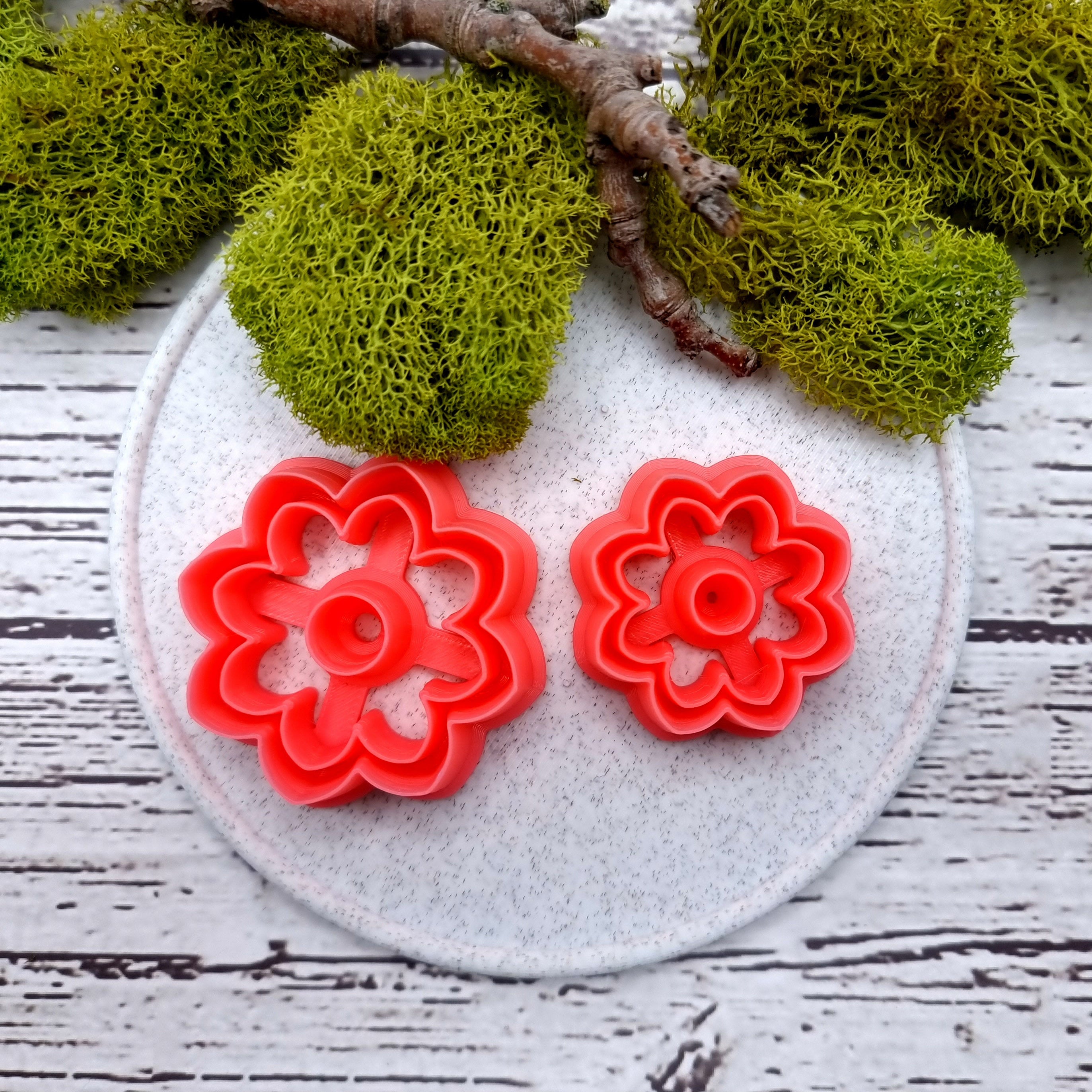 Flower shape polymer clay cutter