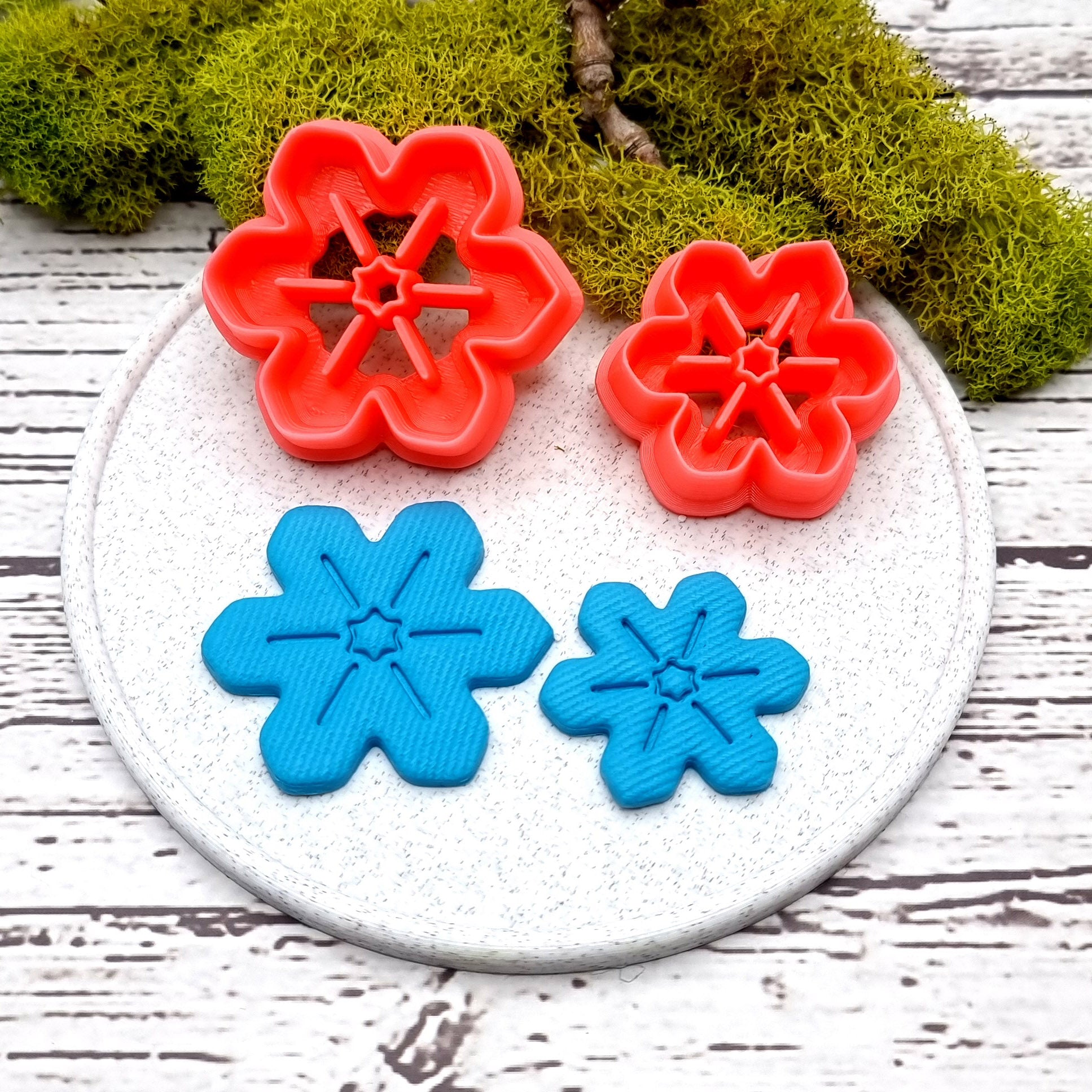 Flower shape polymer clay cutter