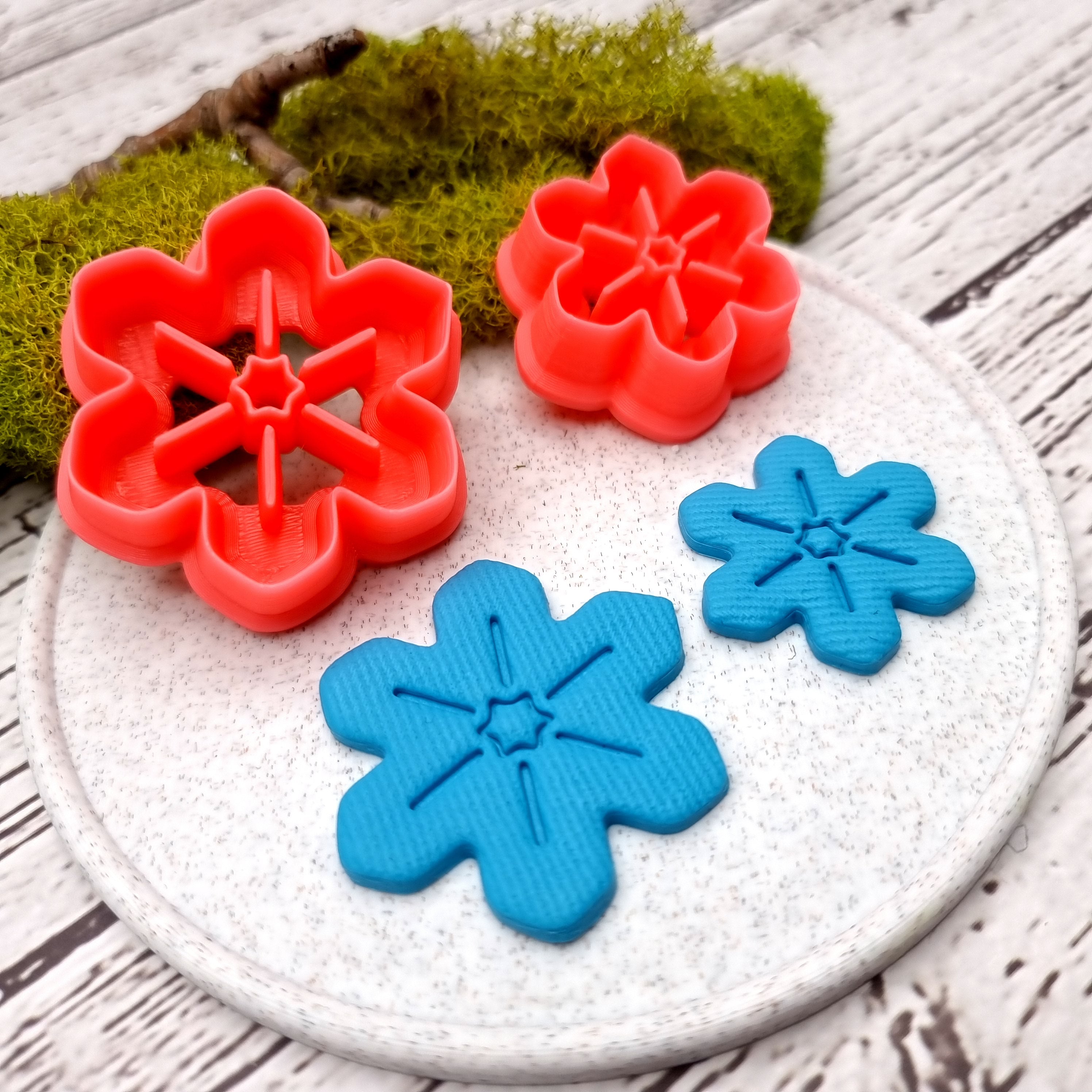 Flower shape polymer clay cutter
