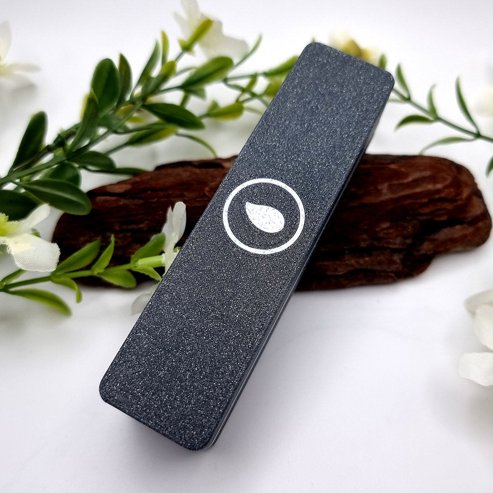 Tiny drop nano polymer clay cutter